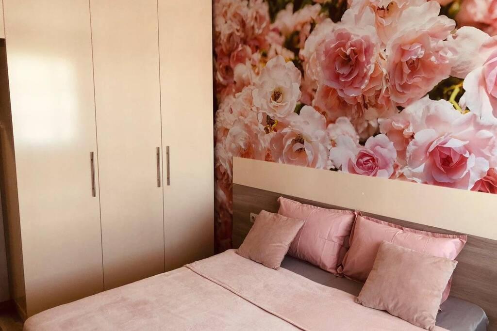 Lovely 3-Bedroom Apartment For 7 Ppl At The Centre Βάρνα Εξωτερικό φωτογραφία
